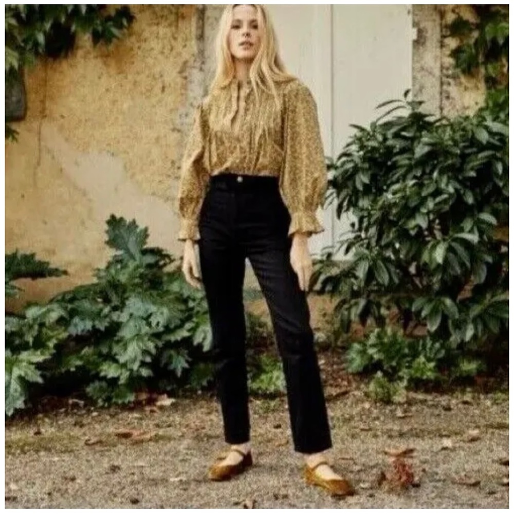 Dôen Brand new Lena straight leg jean, in Black wash. size 29